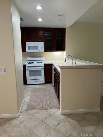 41 Flowerbud, Irvine, CA 92603