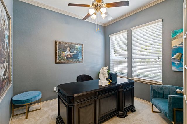 218 Buckingham Avenue, Euless, TX 76040