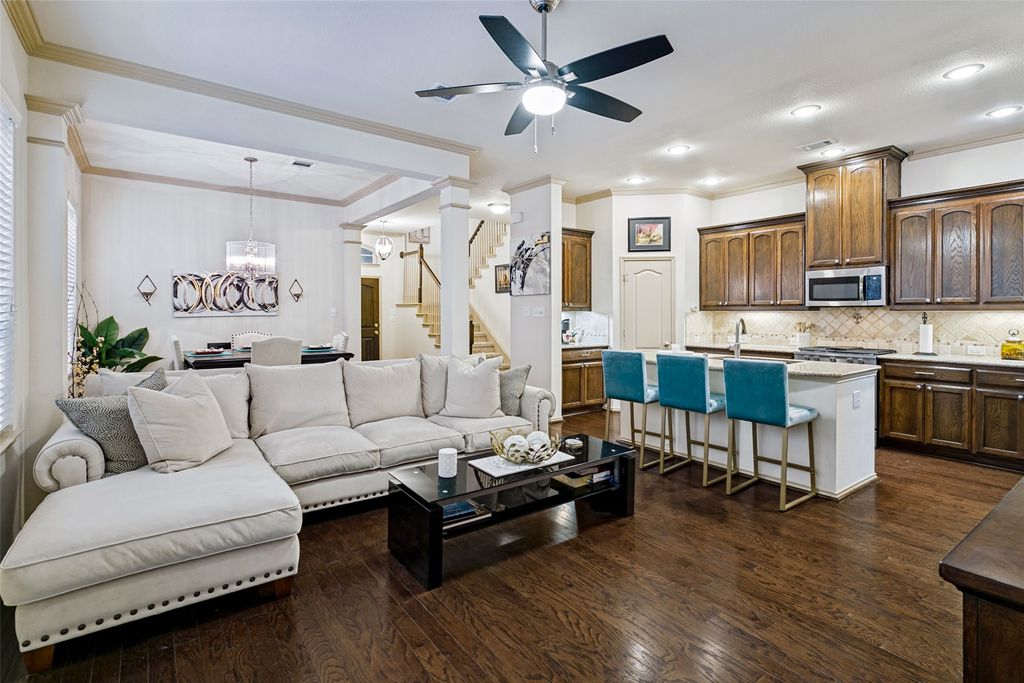 218 Buckingham Avenue, Euless, TX 76040 — photo 5