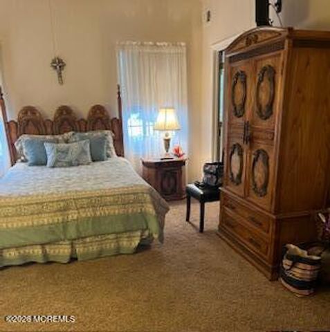 26 Florence Drive, Manchester, NJ 08759