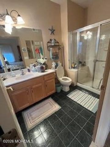 26 Florence Drive, Manchester, NJ 08759