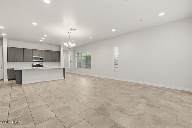 1949 W KINFIELD Trail, Phoenix, AZ 85085