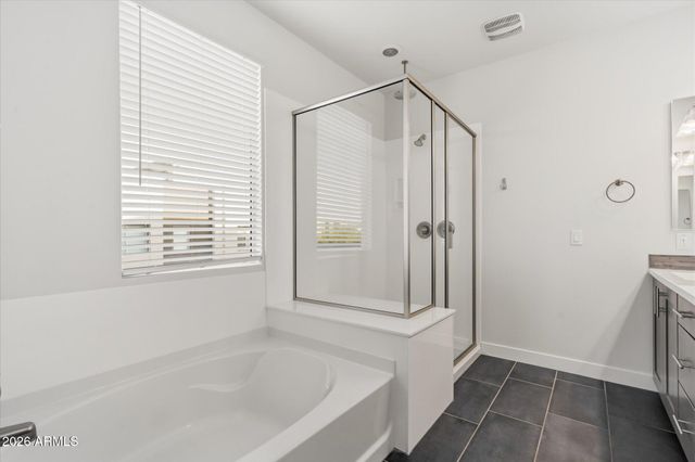 1949 W KINFIELD Trail, Phoenix, AZ 85085