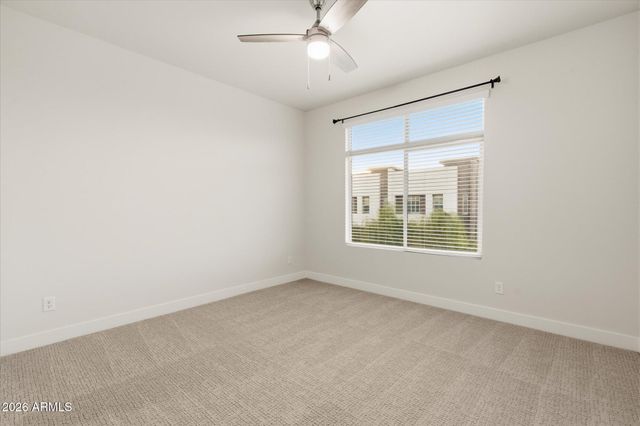 1949 W KINFIELD Trail, Phoenix, AZ 85085