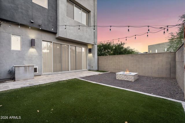 1949 W KINFIELD Trail, Phoenix, AZ 85085