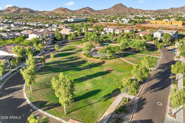 1949 W KINFIELD Trail, Phoenix, AZ 85085