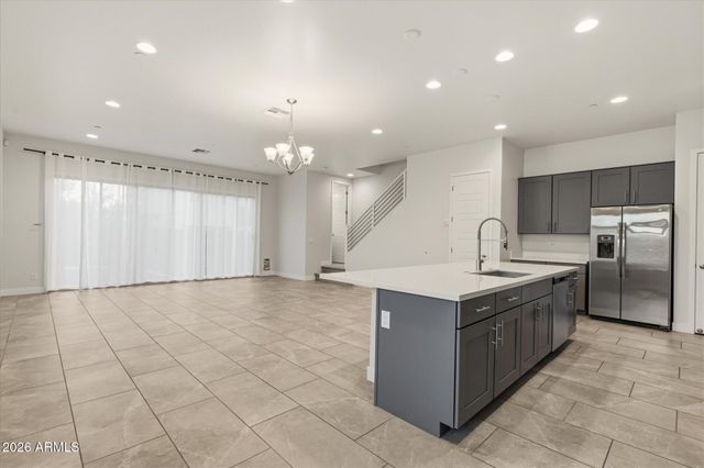 1949 W KINFIELD Trail, Phoenix, AZ 85085