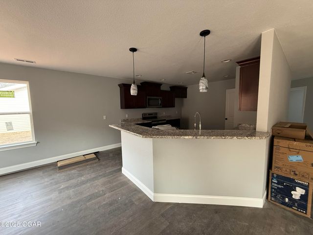 1204 Justin's Trail Road, Neosho, MO 64850