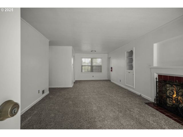 1908 Ne 72ND Ave, Portland, OR 97213