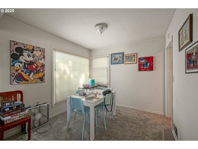 1908 Ne 72ND Ave, Portland, OR 97213