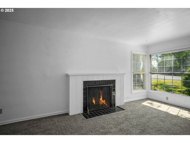 1908 Ne 72ND Ave, Portland, OR 97213