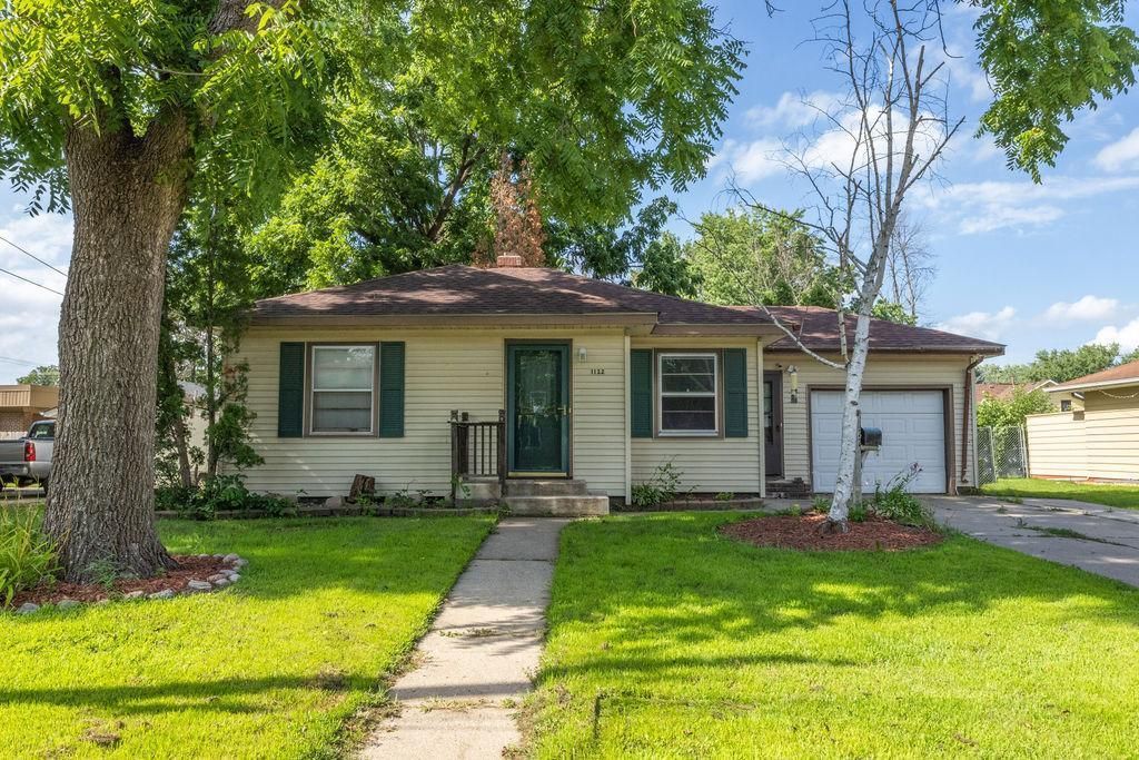 1122 6th Street NW, Faribault, MN 55021