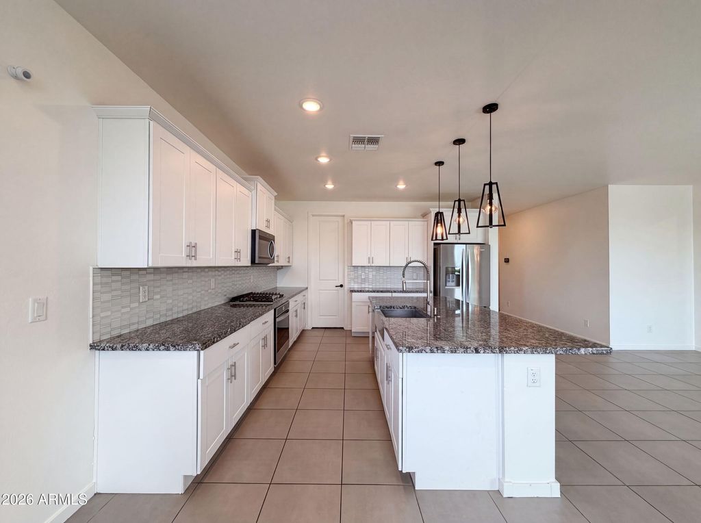 19914 N LAUREN Road, Maricopa, AZ 85138 — photo 2