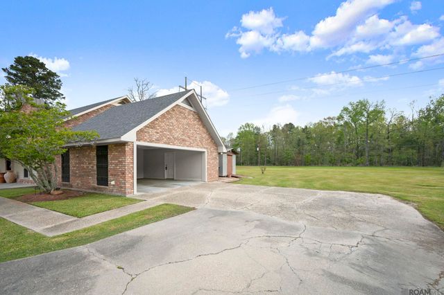 16649 Paint Ave, Greenwell Springs, LA 70739