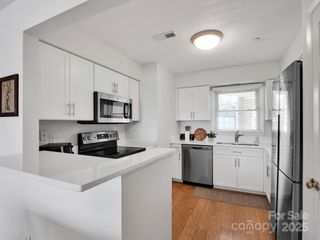 9808 Emerald Point Drive 10, Charlotte, NC 28278