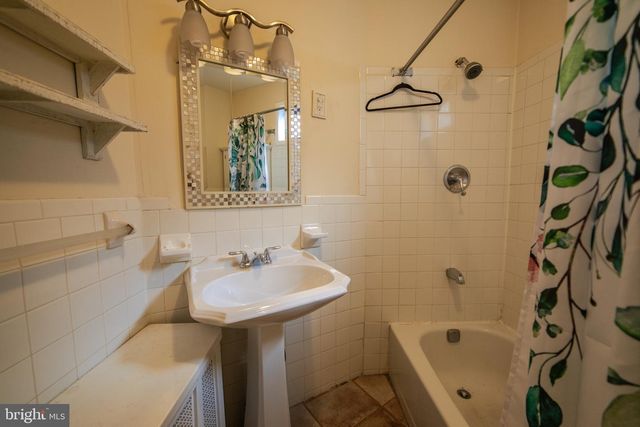 2646 SEPVIVA ST, Philadelphia, PA 19125