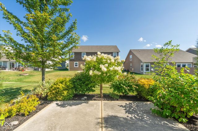 8804 Twain Lane, Indianapolis, IN 46239