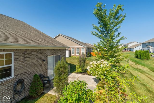8804 Twain Lane, Indianapolis, IN 46239