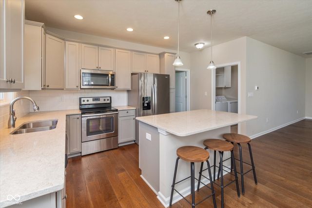 8804 Twain Lane, Indianapolis, IN 46239