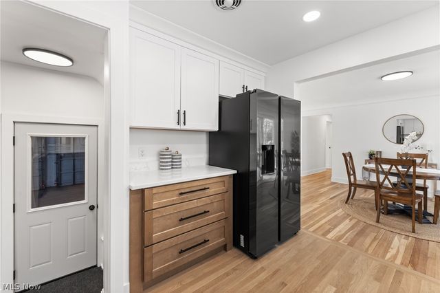 6486 Charles Road, North Olmsted, OH 44070