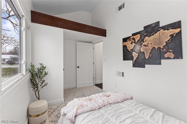 6486 Charles Road, North Olmsted, OH 44070