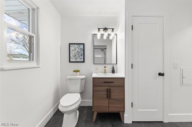 6486 Charles Road, North Olmsted, OH 44070