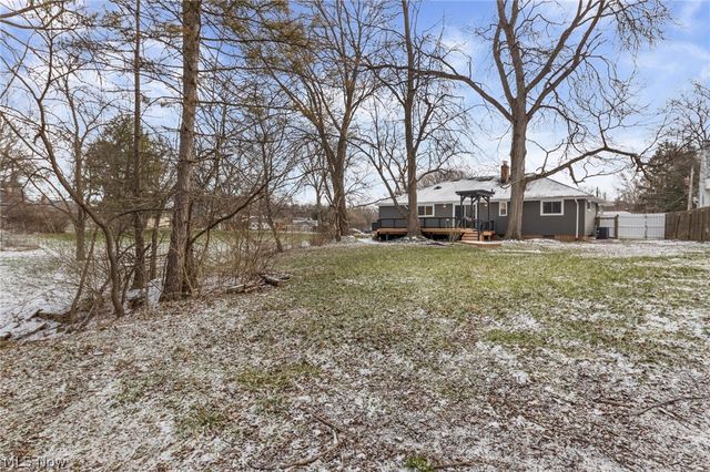 6486 Charles Road, North Olmsted, OH 44070