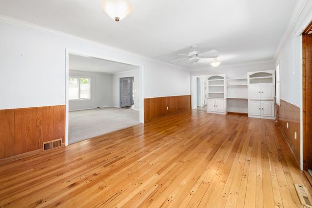 1960 Hythe Road, Columbus, OH 43220