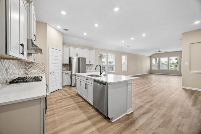 1924 Canyon Live Oak Street, Conroe, TX 77304