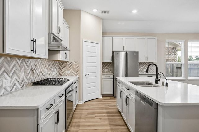1924 Canyon Live Oak Street, Conroe, TX 77304