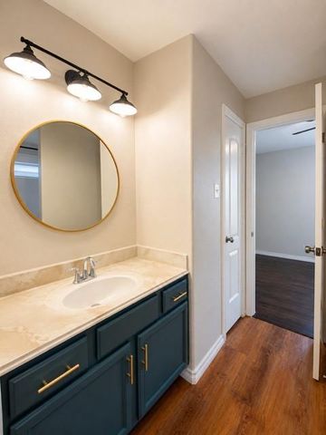 3718 W Ashford Villa Lane, Houston, TX 77082