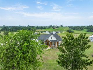 9075 Loop Road, Bellville, TX 77418