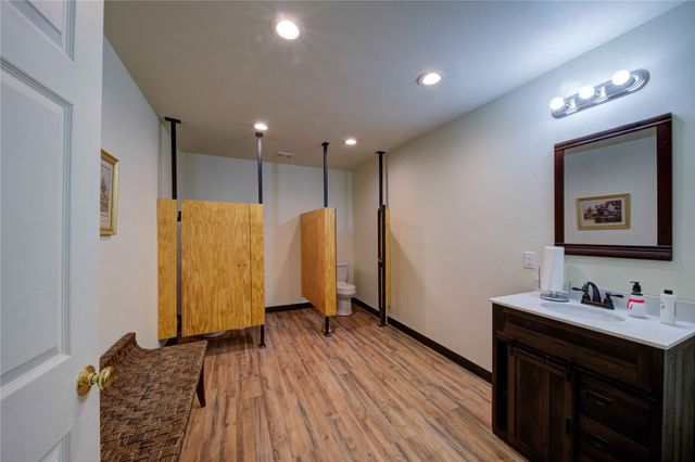 205 N Davis Street, Chico, TX 76431