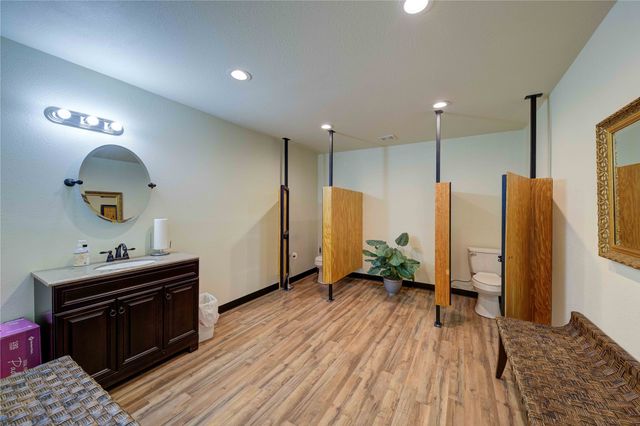 205 N Davis Street, Chico, TX 76431