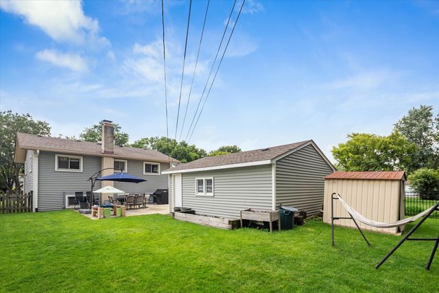 139 S Milton Avenue, Glen Ellyn, IL 60137
