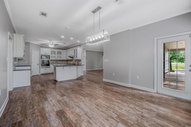 363 Highway 225 E, Greenbrier, AR 72058