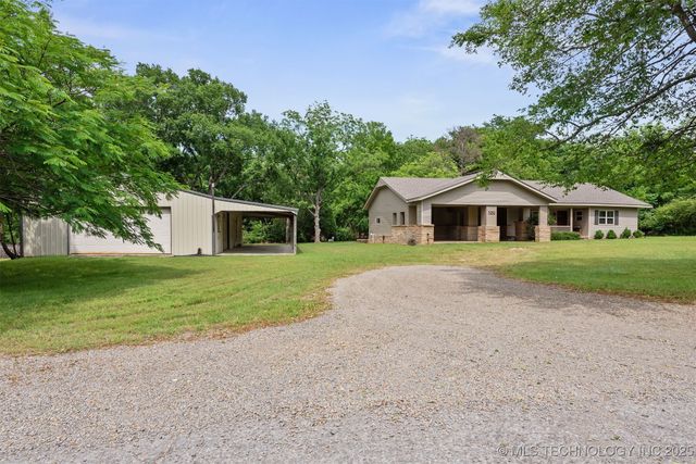 71230 S 324 Way, Wagoner, OK 74467