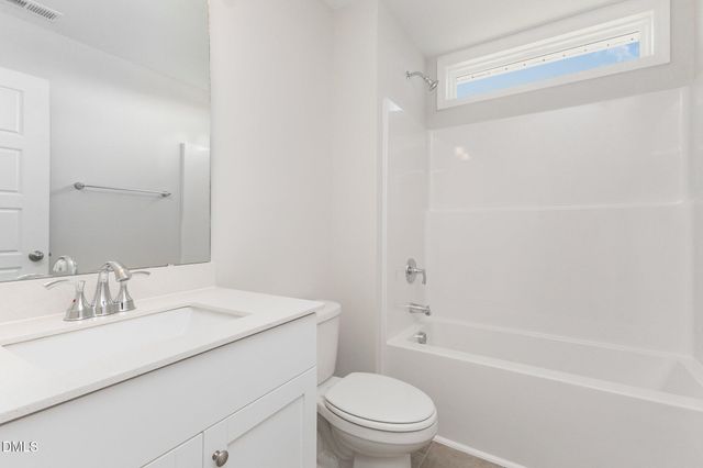 54 Littlefield Lane, La Grange, NC 28551