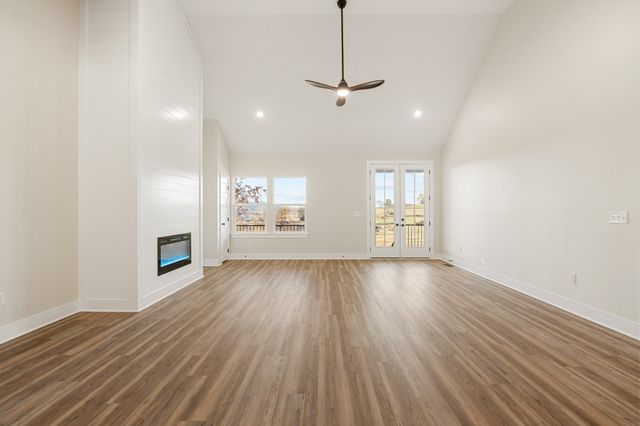 565 Bridle Path, Hartsville, TN 37074