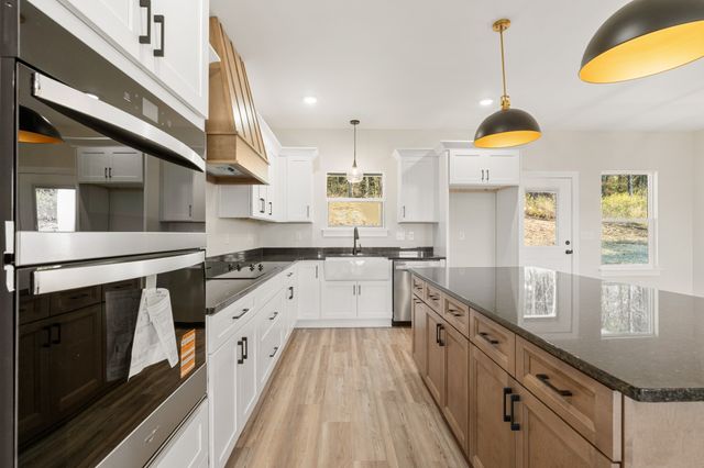 565 Bridle Path, Hartsville, TN 37074