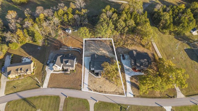 565 Bridle Path, Hartsville, TN 37074