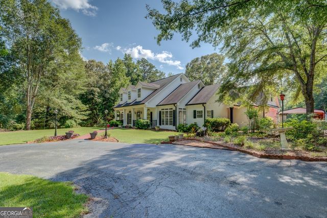 353 Crowell Road N, Covington, GA 30014