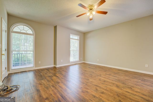 353 Crowell Road N, Covington, GA 30014