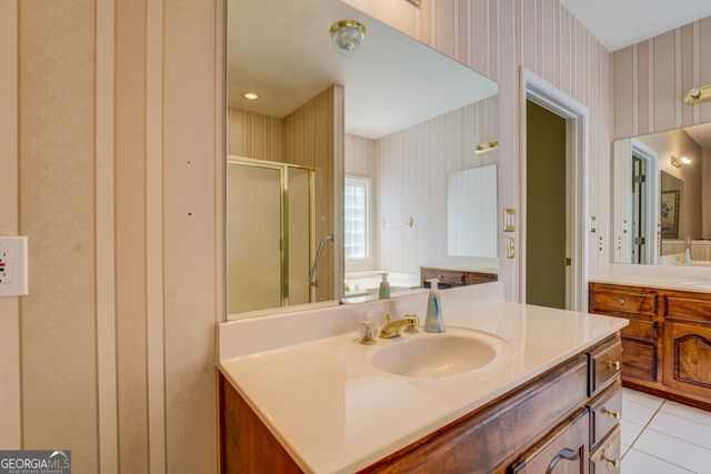 353 Crowell Road N, Covington, GA 30014