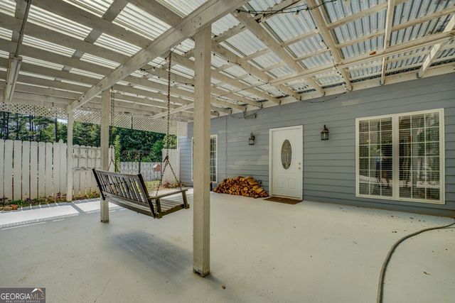 353 Crowell Road N, Covington, GA 30014