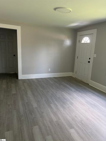3 Staunton Bridge Road, Greenville, SC 29611