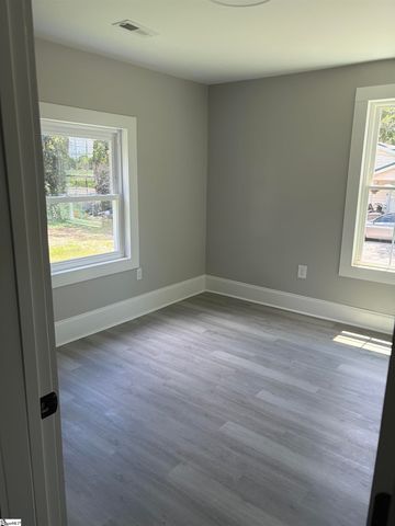 3 Staunton Bridge Road, Greenville, SC 29611