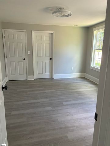 3 Staunton Bridge Road, Greenville, SC 29611
