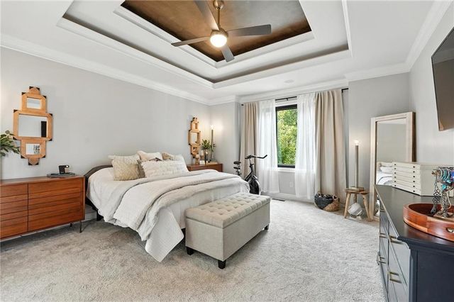 14670 NW 66th Street, Parkville, MO 64152