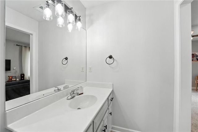 14670 NW 66th Street, Parkville, MO 64152